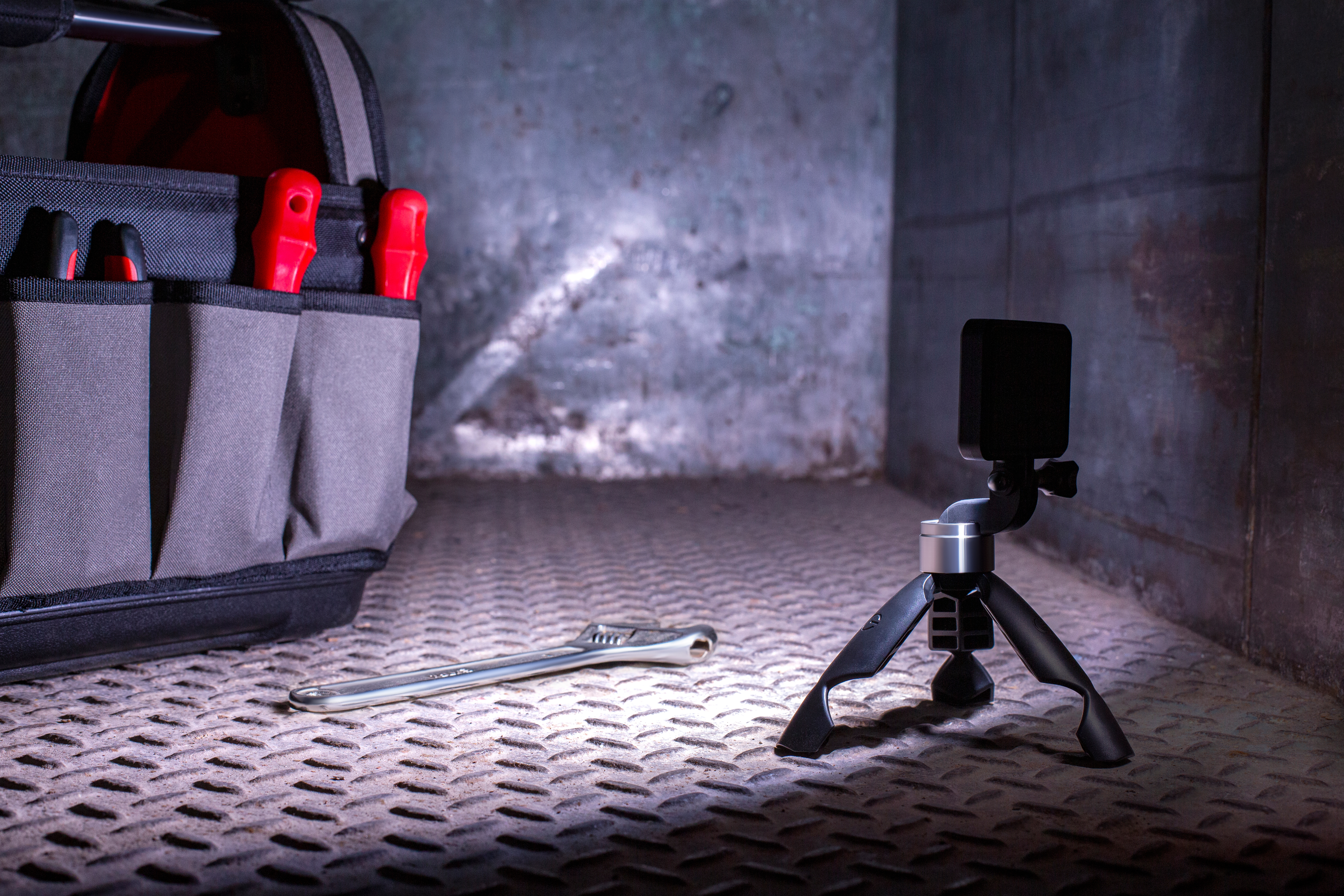 7. Torch Tripod lift tool bag